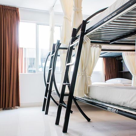 Sla Boutique Hostel Phnom Penh Exterior photo