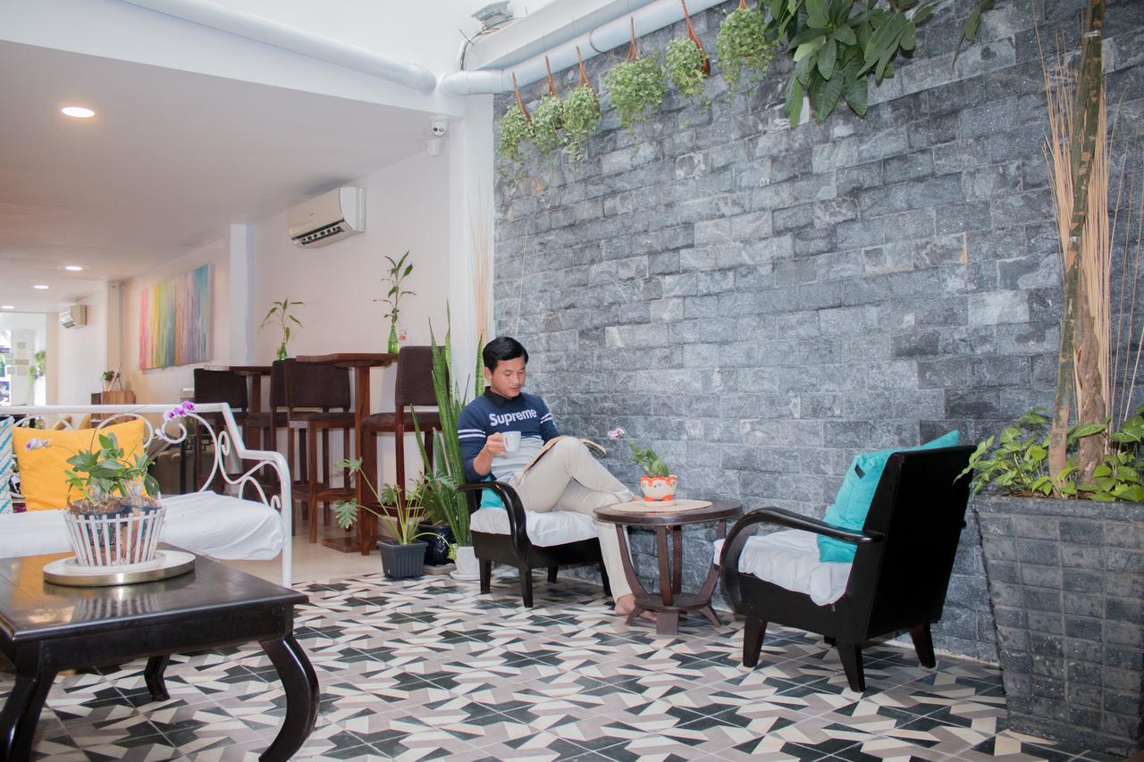 Sla Boutique Hostel Phnom Penh Exterior photo