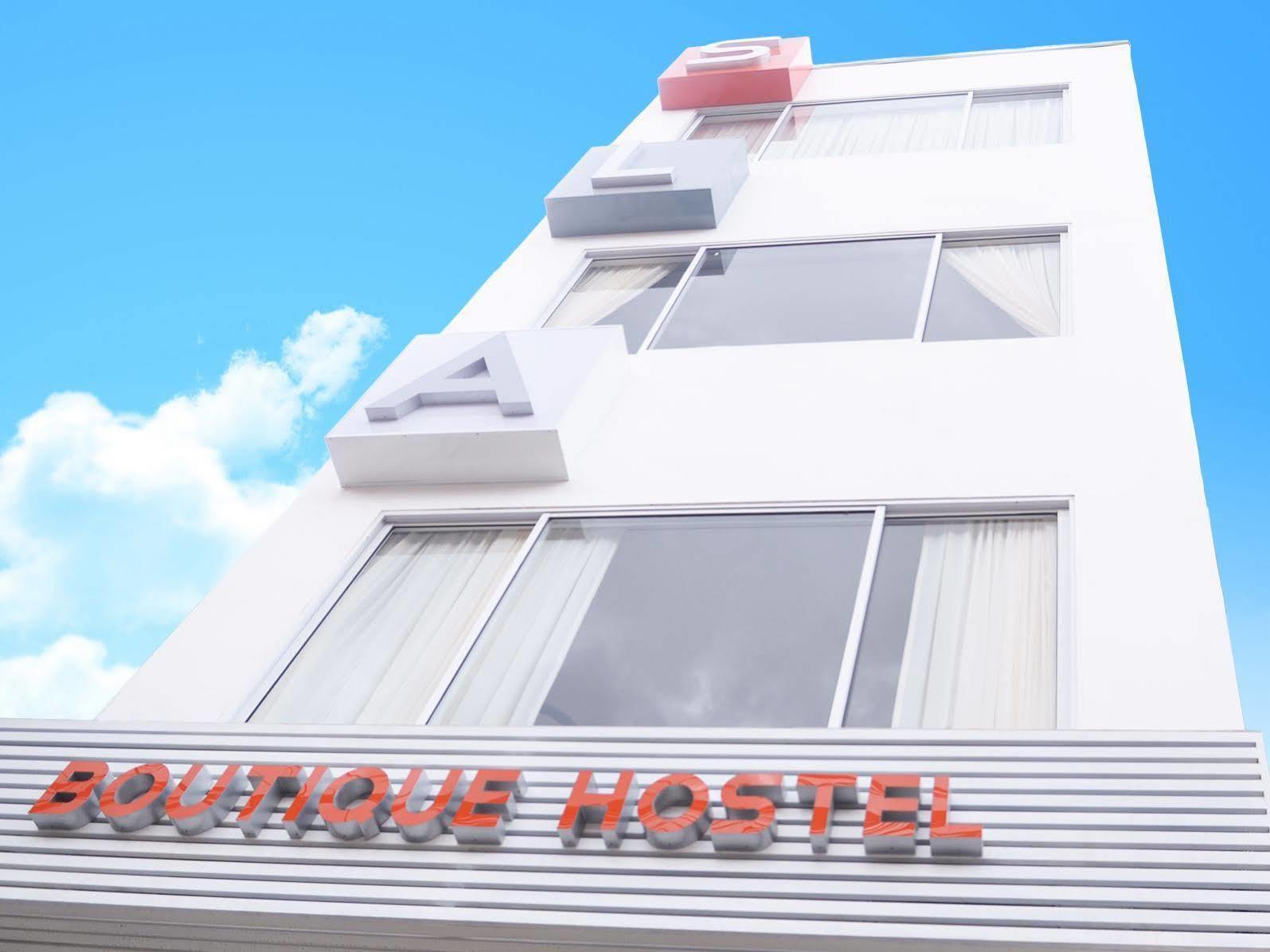 Sla Boutique Hostel Phnom Penh Exterior photo